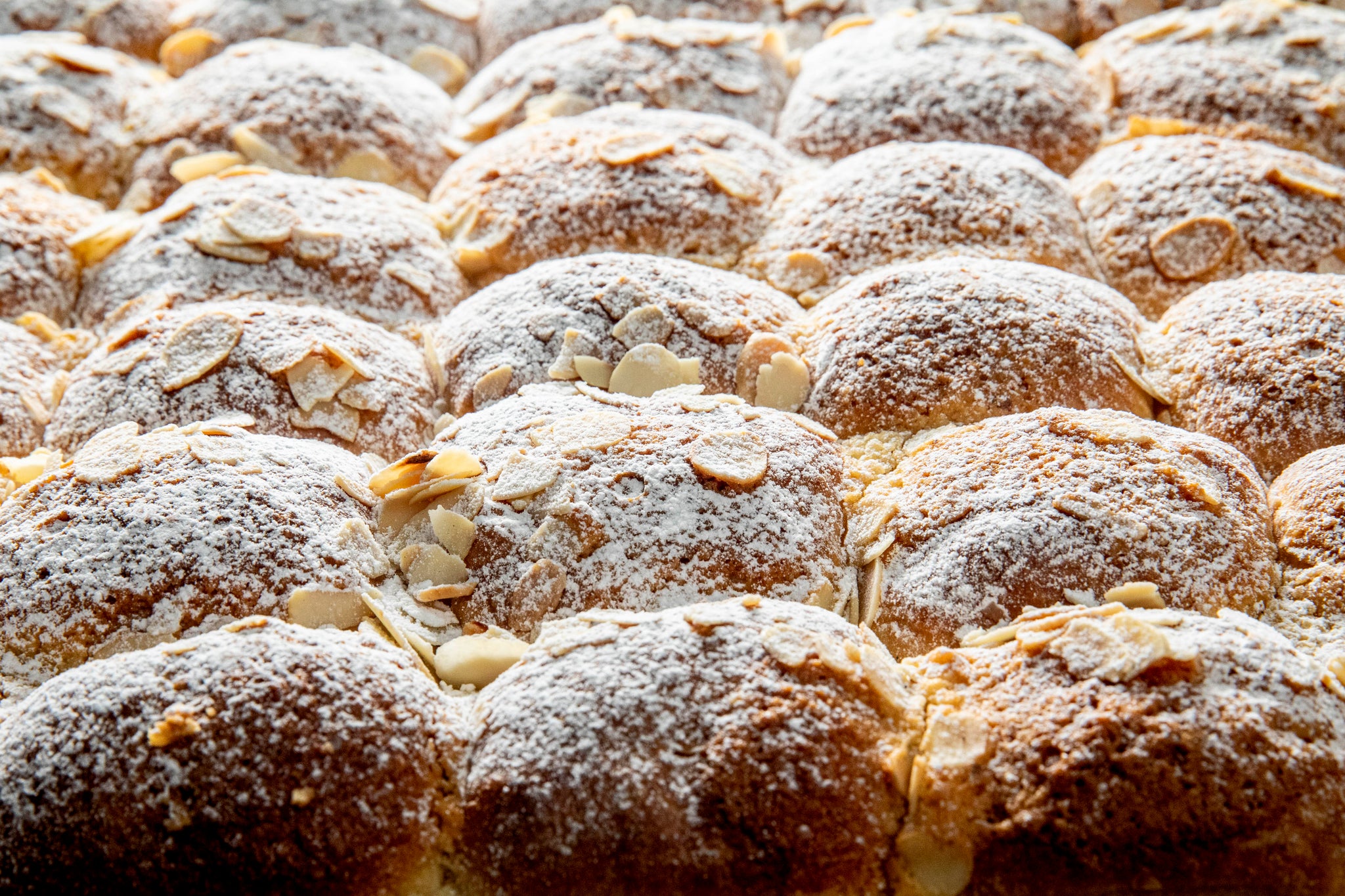 BRIOCHE À LA CRÈME D'AMANDE